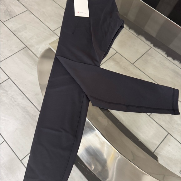 WUNDER train. 28” hr. Pockets - Picture 8 of 9